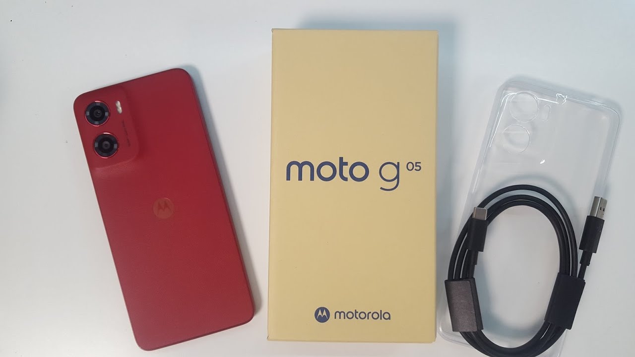 Motorola G05 UNBOXING - YouTube
