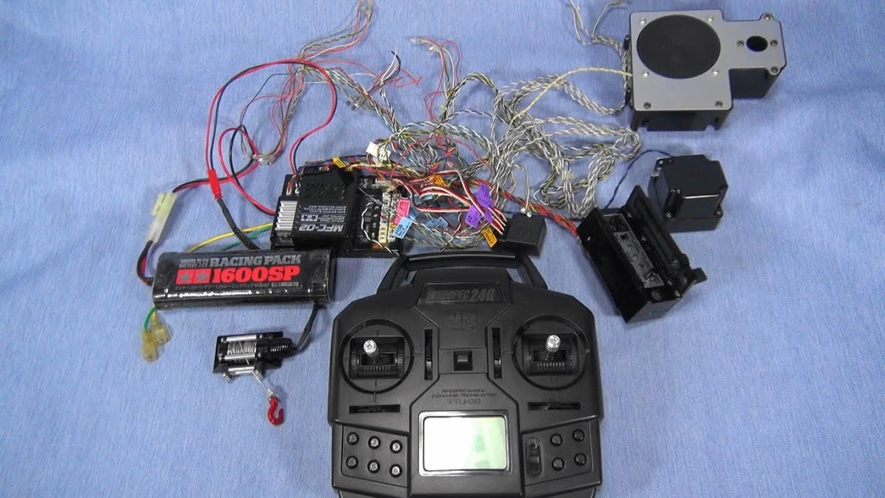 タミヤ マルチファンクションユニット MFC-02 ウインチ操作 - YouTube