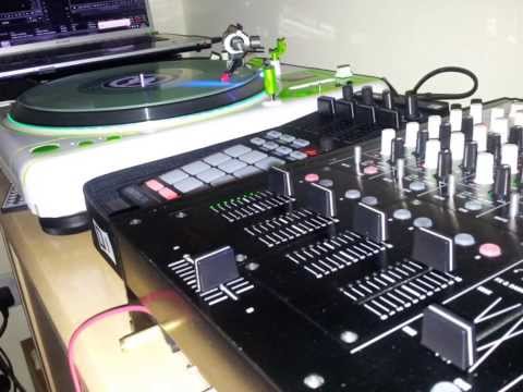 Custom Vestax PDX 2300 mk2 Pro Turntable White & G - YouTube