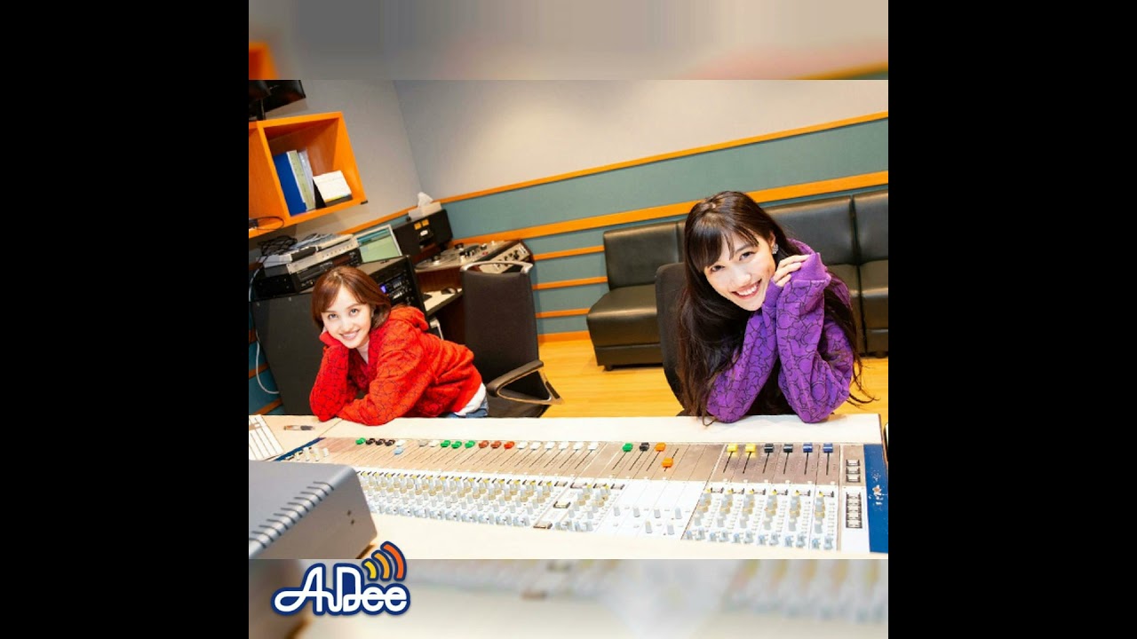 Happy Cloth Quiz! You are the question setter