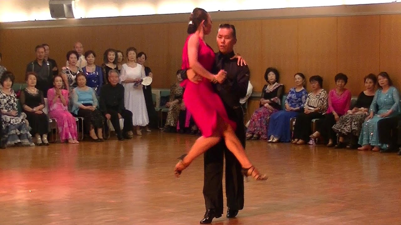 稲葉寿里 アルゼンチンタンゴ・デモンストレーション 春日部AKIダンス