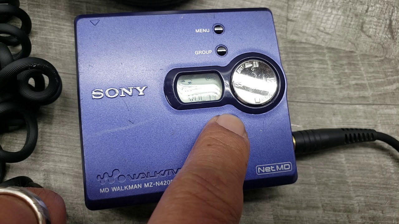 Old School Sony MD Walkman MZ-N420D Mini Disc Portable Music