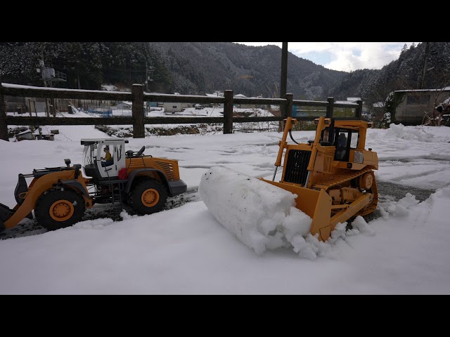 実働 三菱 ブルドーザー 車体 除雪 砕石などに 実働 三菱 ブルドーザー