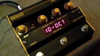 試奏動画】Markbass Super Synth MAK-SS ベース用エフェクター - YouTube