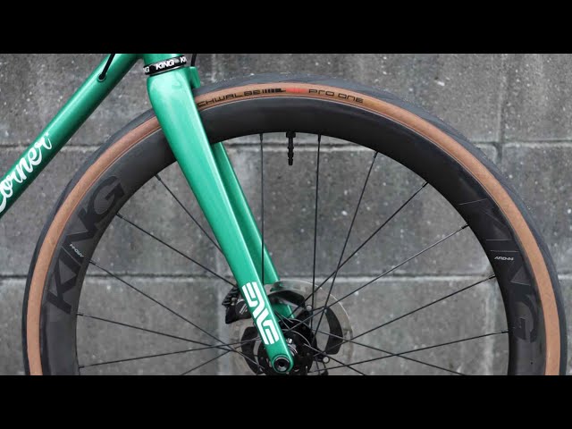 クリスキングのホイール【CHRIS KING Wheels ARD44】は、他のホイール