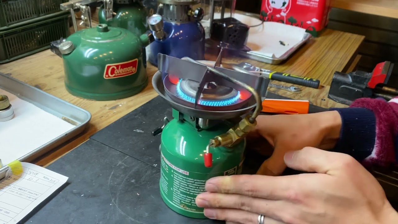 Feb.1977 Coleman Canada PEAK1 model 576 点火動画 vintage stove