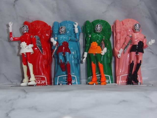 ミクロマンギャラリー M181シリーズ ミクロマンレディコマンド - YouTube