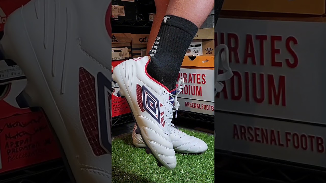 Umbro Tocco IV Pro in 1min ⏰ #botasdefutbol #football