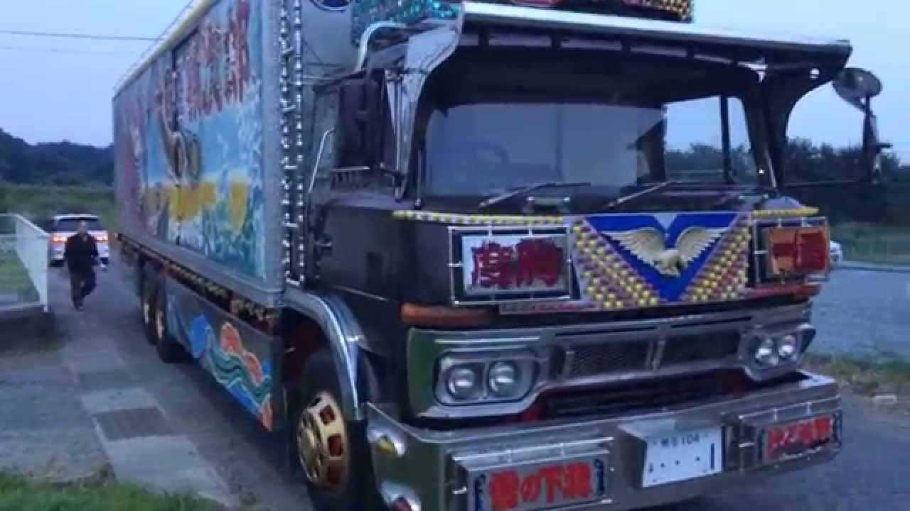 一番星 トラック野郎 故郷特急便 - YouTube