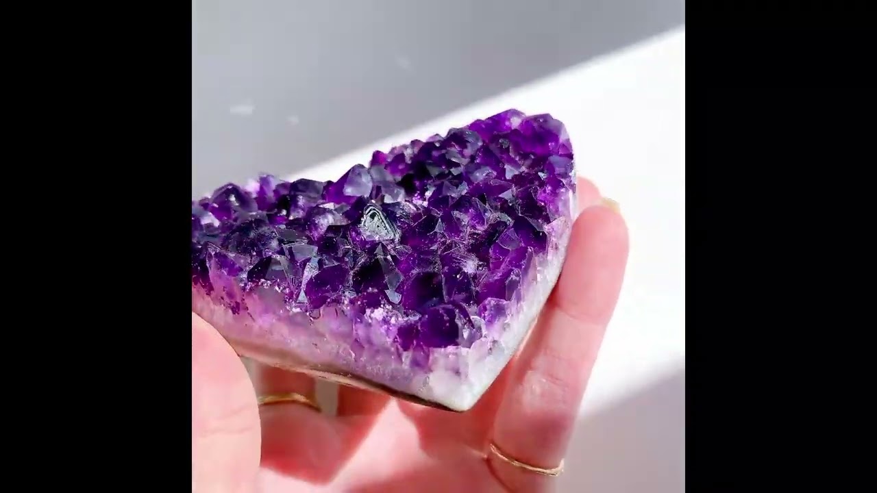 アメジスト クラスター ハート型 | ハート型 | Crystals by Purely