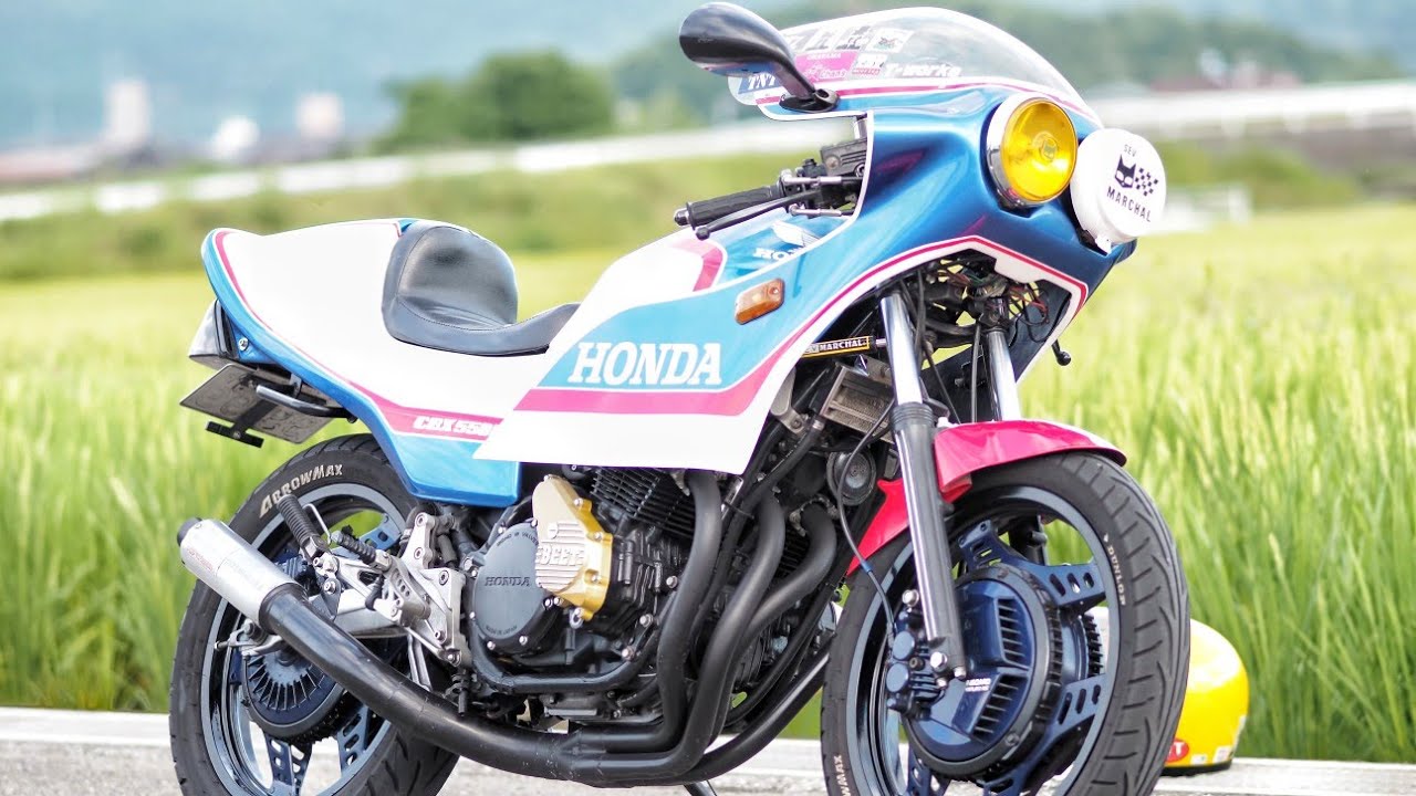 俺ら四国の旧車乗り』CBX550F Jスペシャルハーフカウル ヒロセシングル