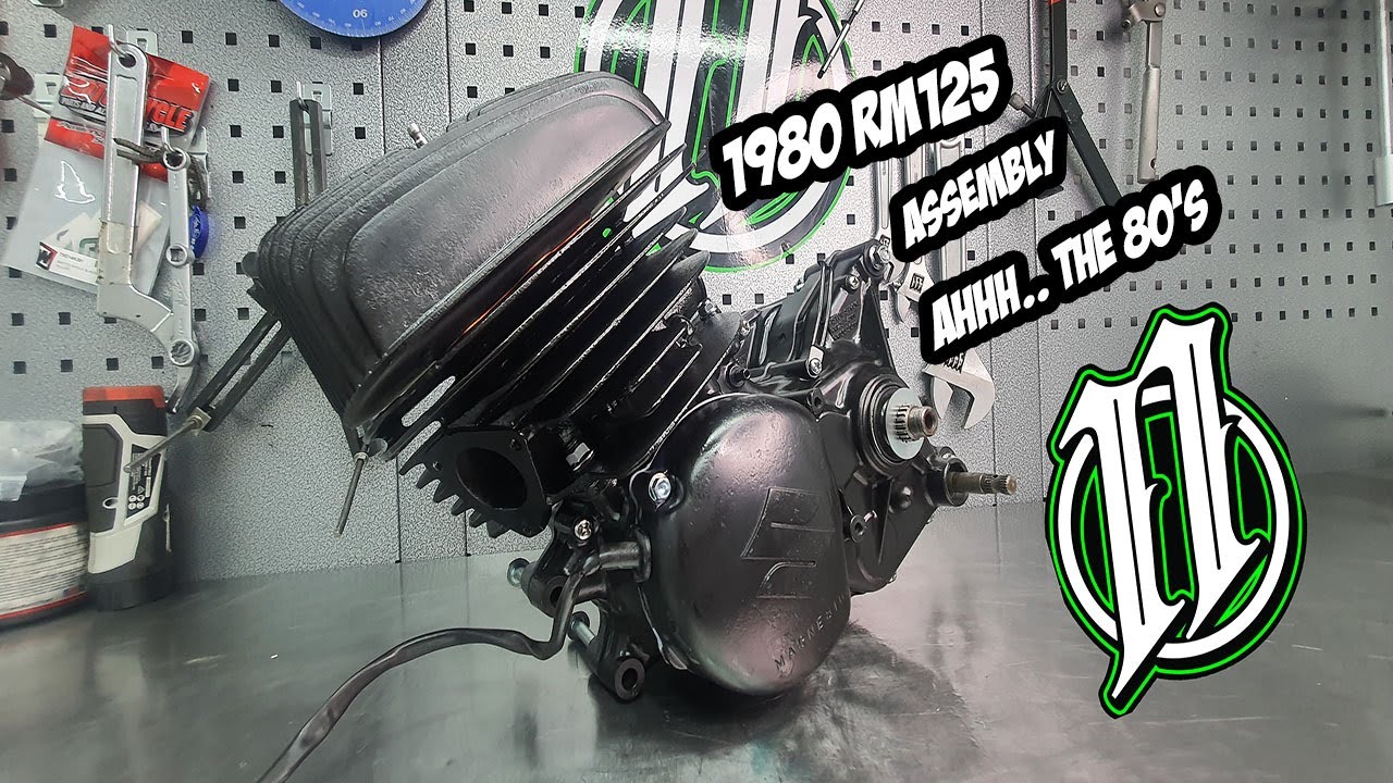 1980 Suzuki RM125 two-stroke engine rebuild and assembly - YouTube