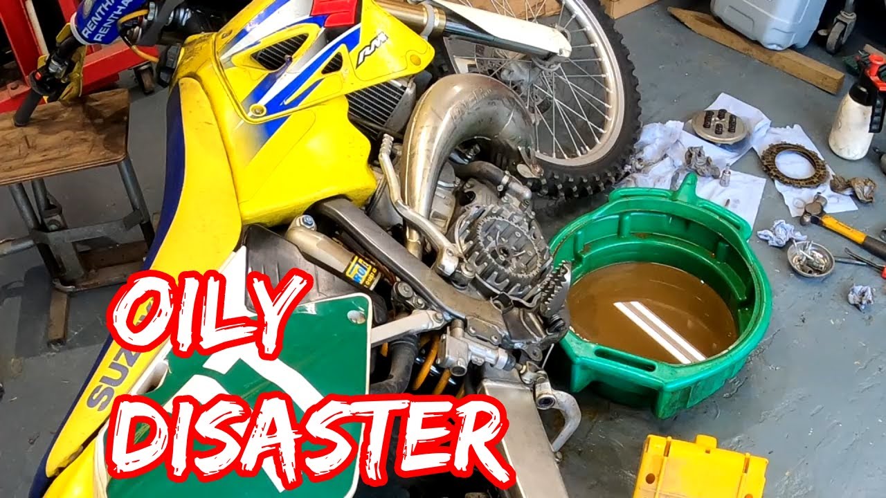 SUZUKI RM250 CLUTCH REPAIR - YouTube