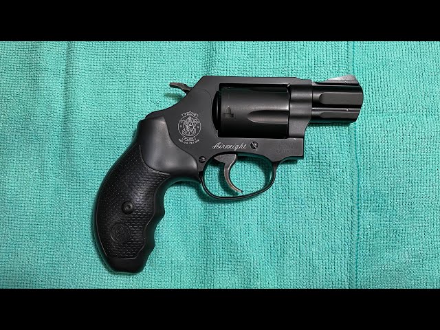 Smith & Wesson model 360j - YouTube