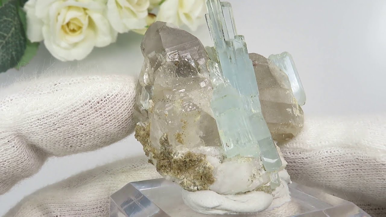 パキスタン シガル産 アクアマリン＆スモーキークォーツ＆トルマリン