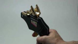 運動会用品 18236 スターターピストル 双発式 - YouTube