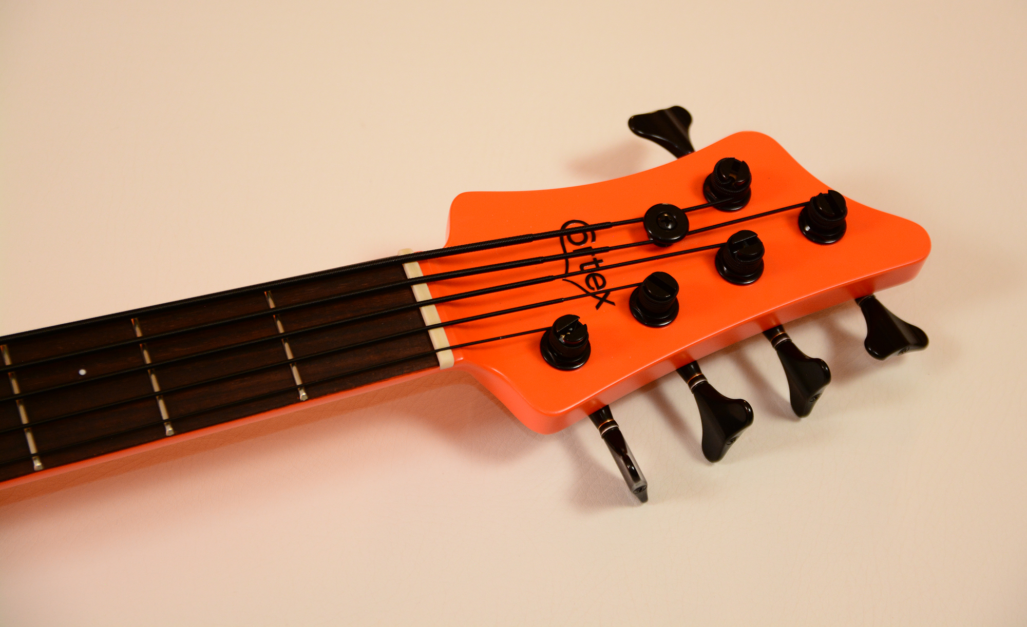 Napoleon Standard 5 - Electric Orange - Cortex Bass Aguilar DCB
