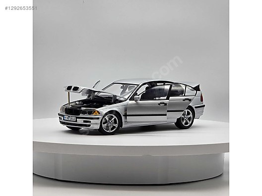UT Models Diecast Model 1:18 BMW Araba - 1292653551