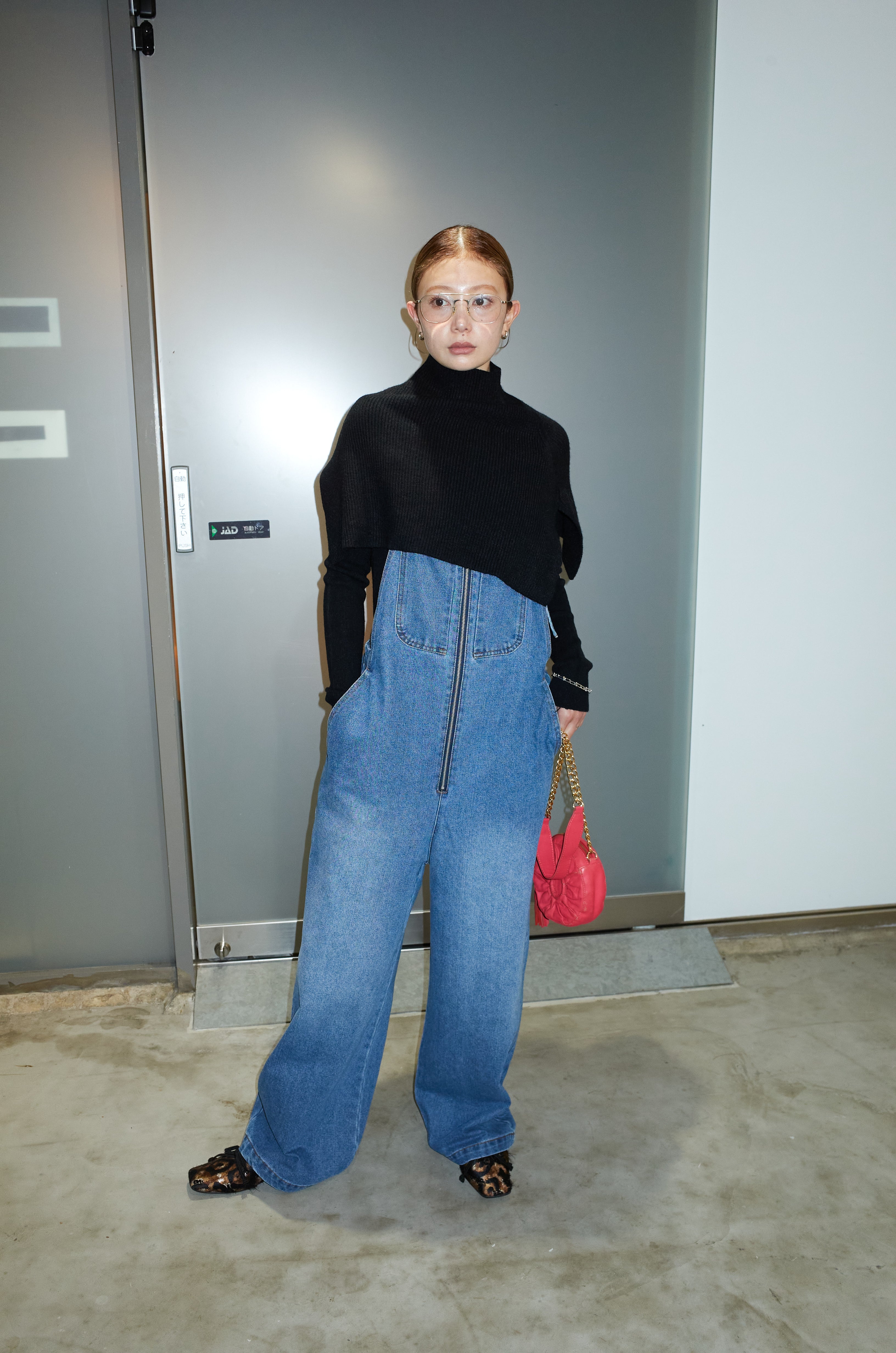 予約/SET]ケープアンサンブルニット+フロントジップストラップデザイン