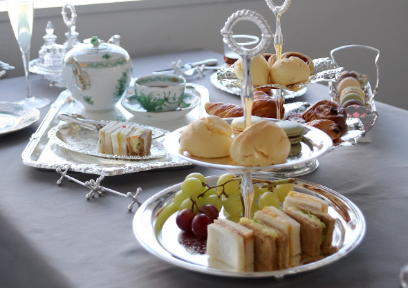 英国アンティーク 銀食器 クイーンアンスタイル アフタヌーンティー