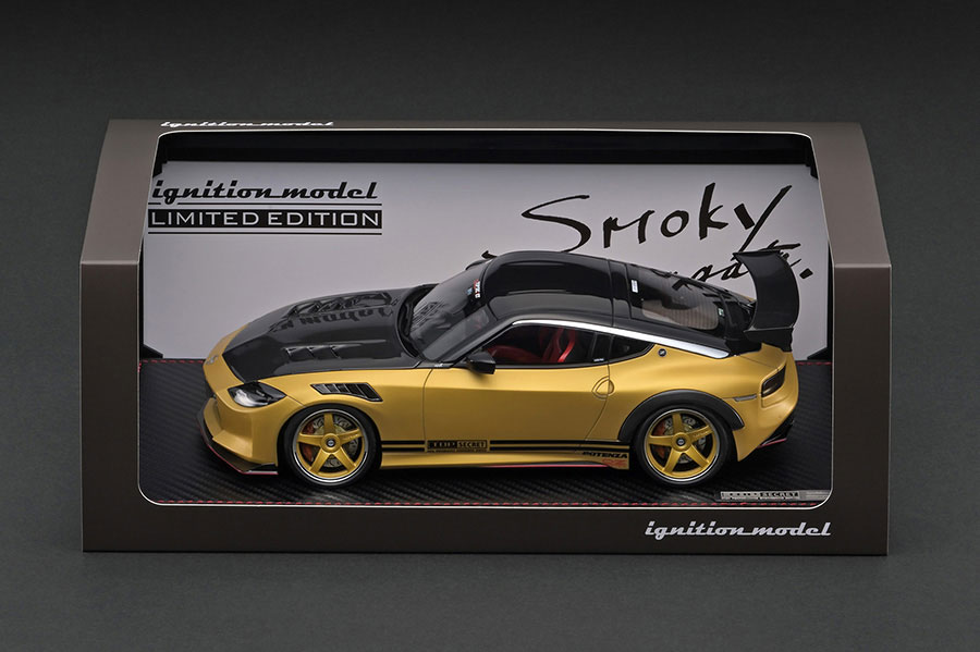 IG3383 1/18 TOP SECRET Fairlady Z (RZ34) Matte Gold With Mr