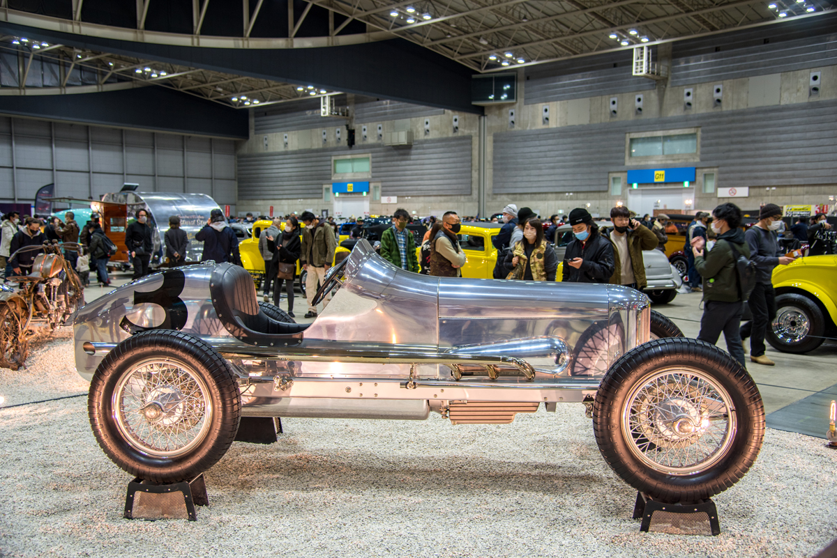 魔改造」パオに「顔面整形」クラウンバン！「ホットロッド」の祭典は