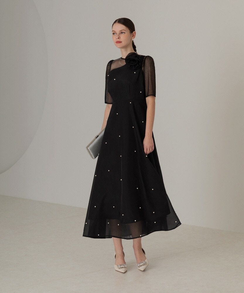 パールアシンメトリーローズモチーフAラインドレス | レジャ(Leja