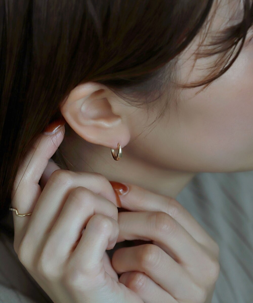 ドロップラインフープピアス | シエナロゼ(SIENA ROSE) | マルイウェブ