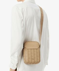 NOMOGRAMME スプレットレザー モノグラムショルダーバッグ