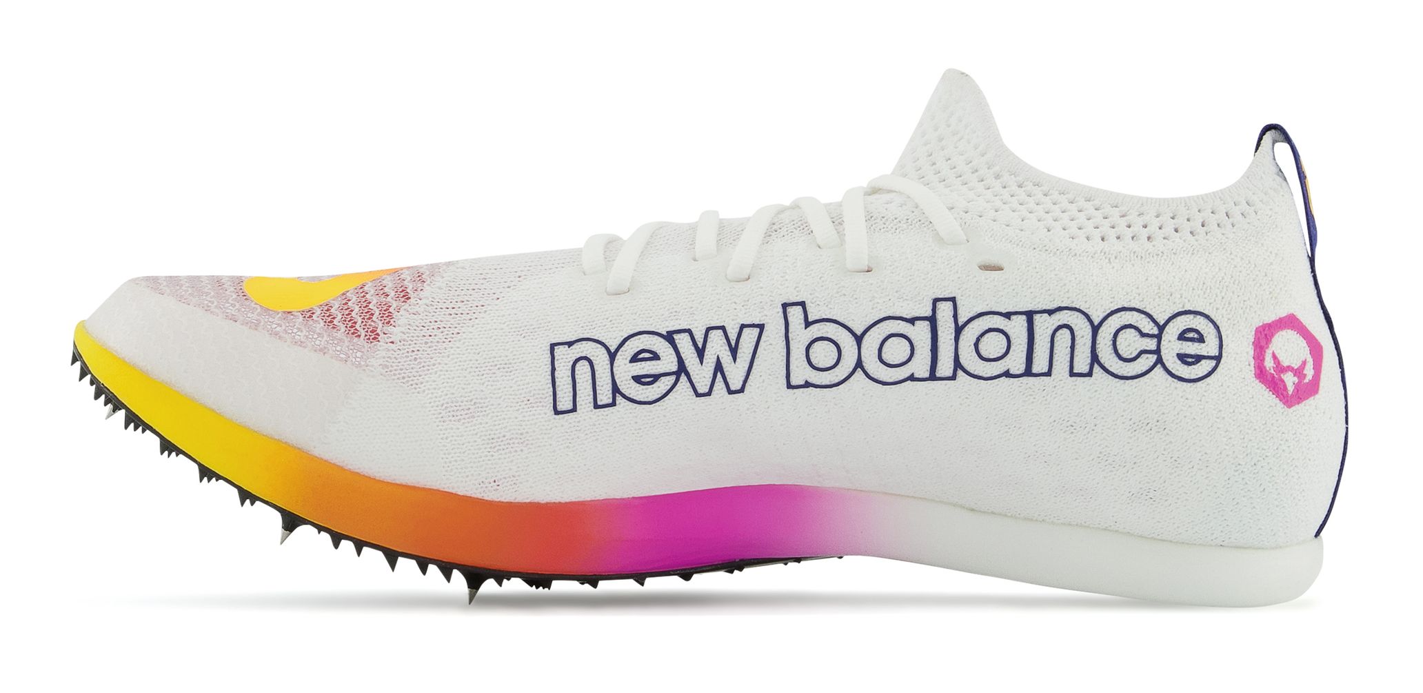 ニューバランス」からカーボンプレート搭載のトラックスパイクが発売