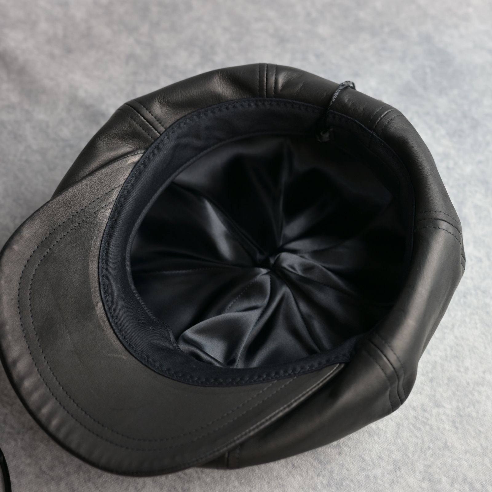 ISAMU KATAYAMA BACKLASH - Furniture Leather キャスケット （BLACK