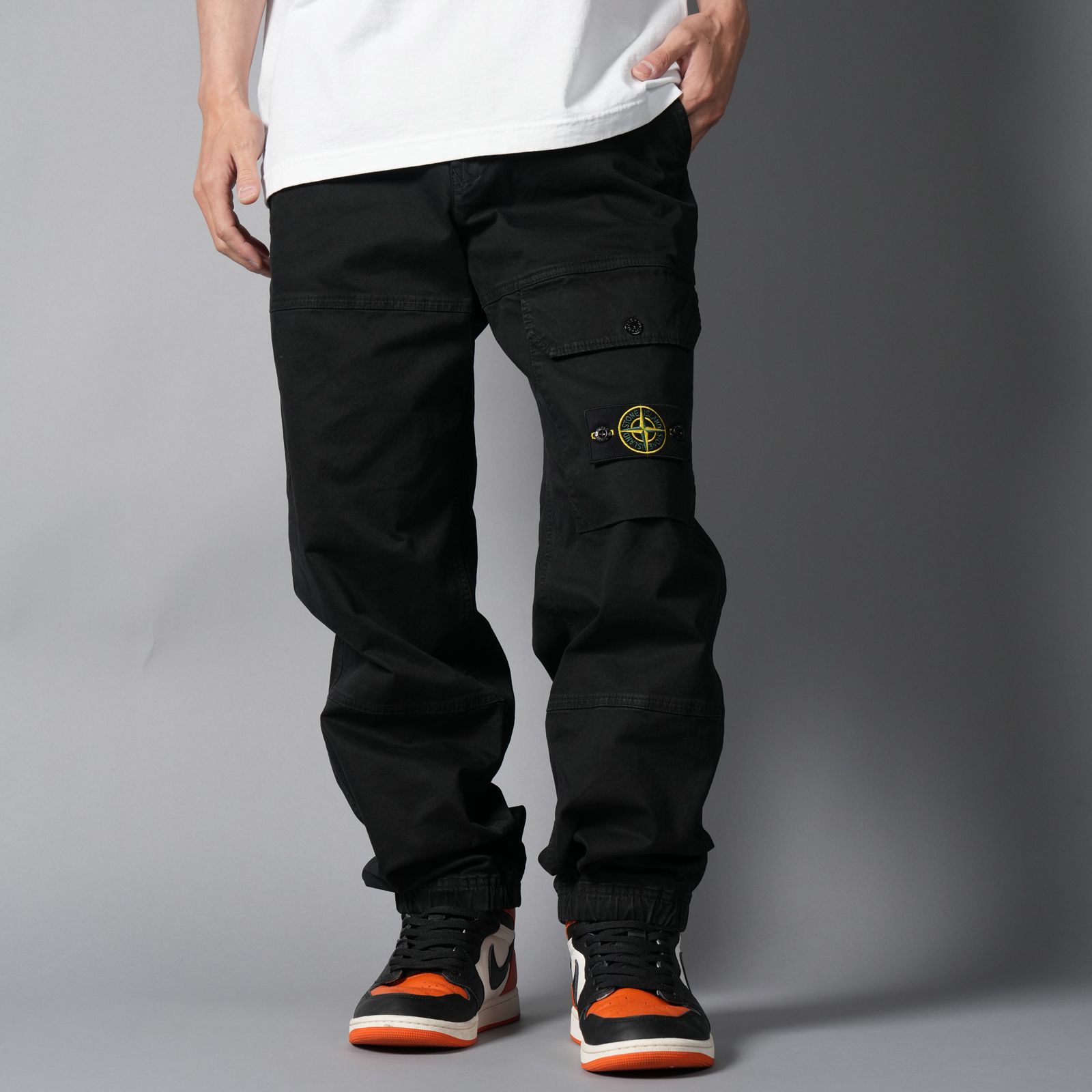 STONE ISLAND】ストーンアイランド定番人気「カーゴパンツ」の商品一覧
