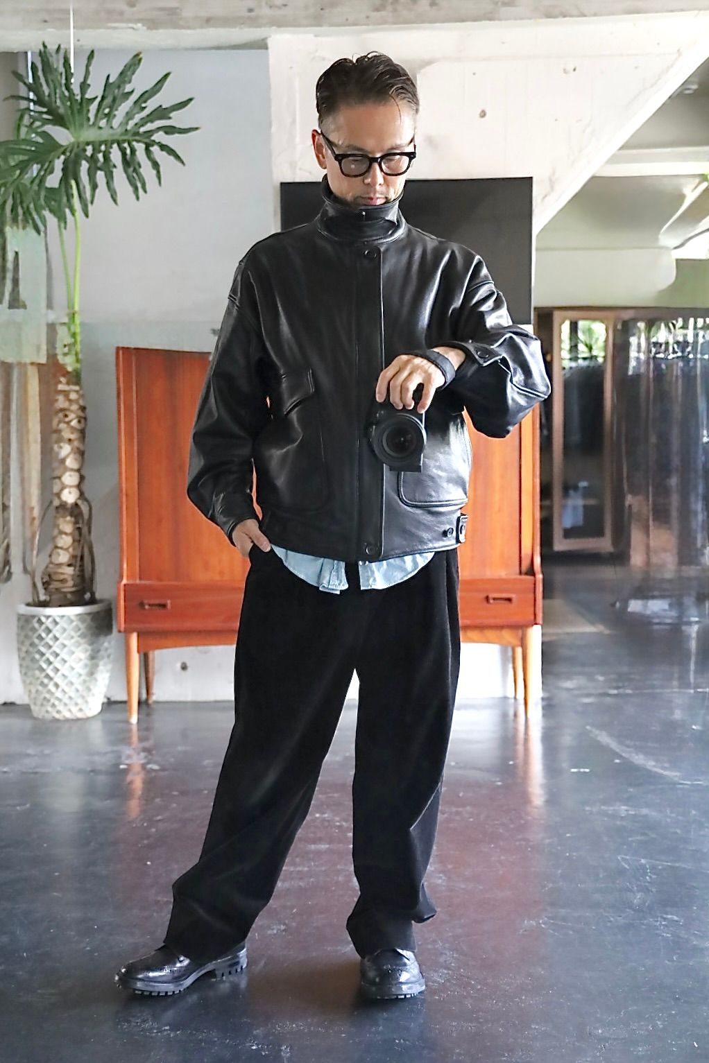 YOKE LEATHER FLIGHT JACKETスタイル2025.9.6. | 7116 | MARK