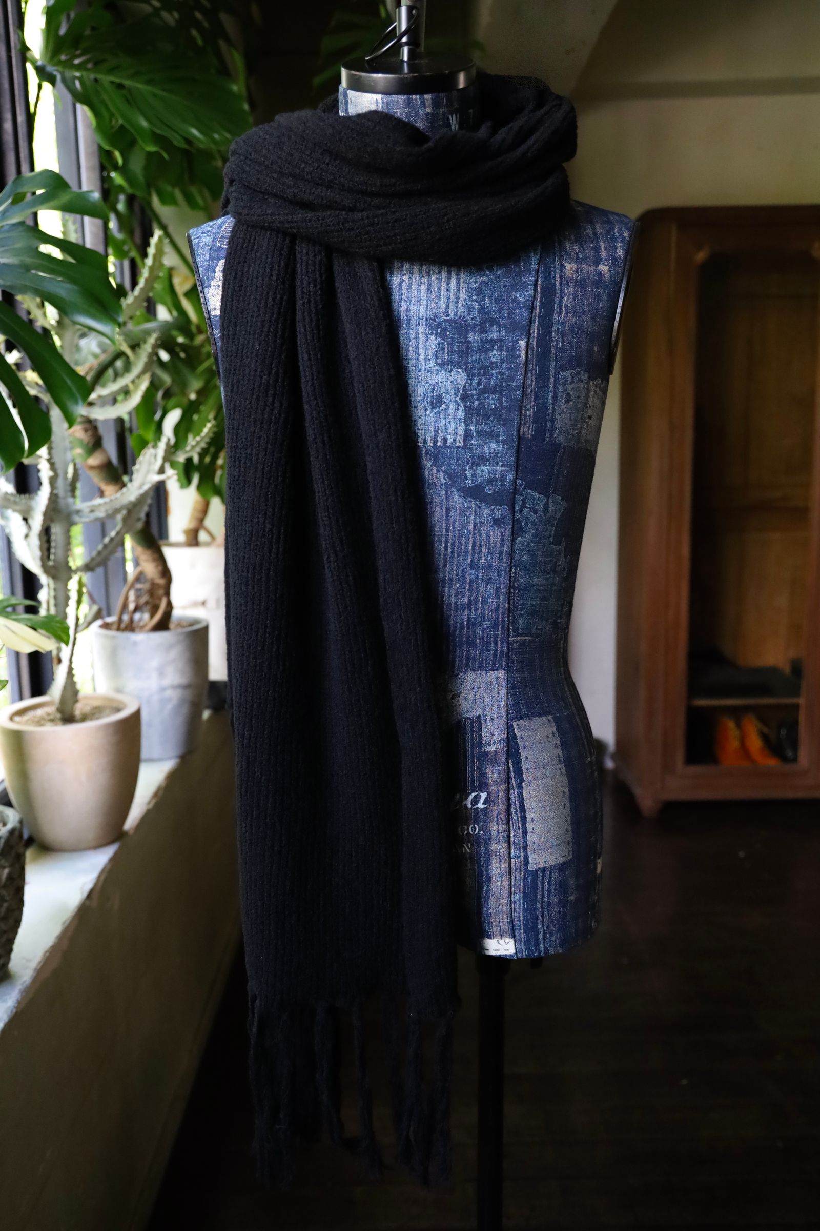 ヨウジヤマモトプールオム 黒いウールのスヌード マフラー Yohji