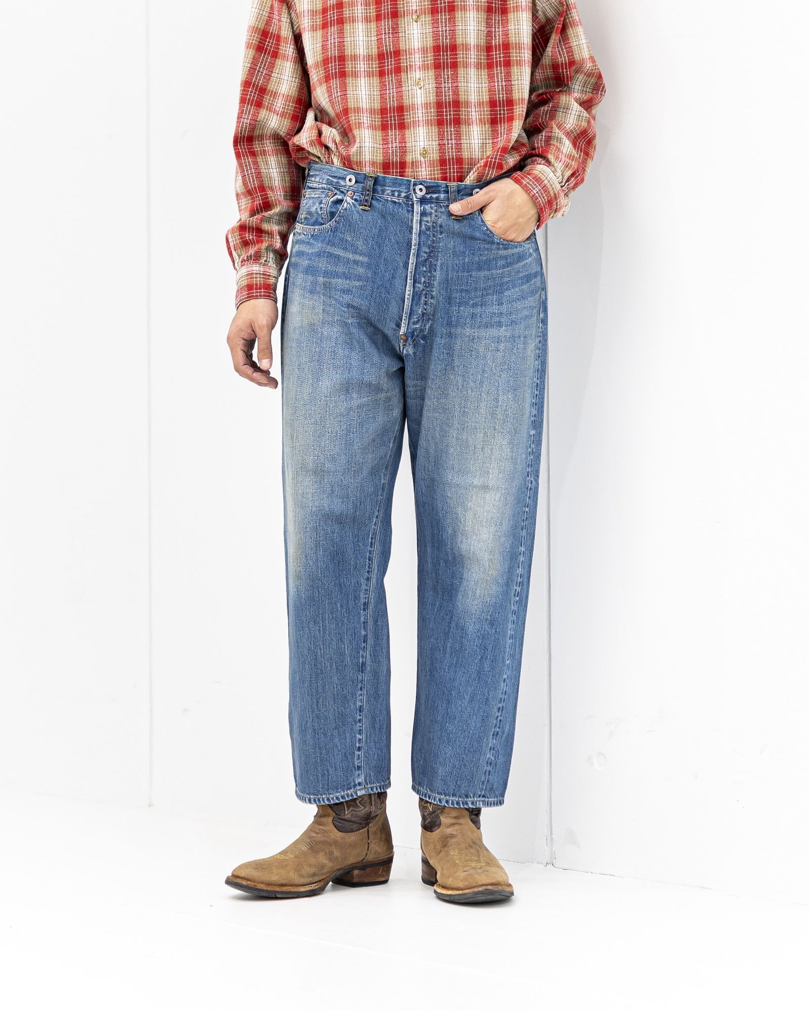 No.22 Washed Wide Denim Pants | MARK