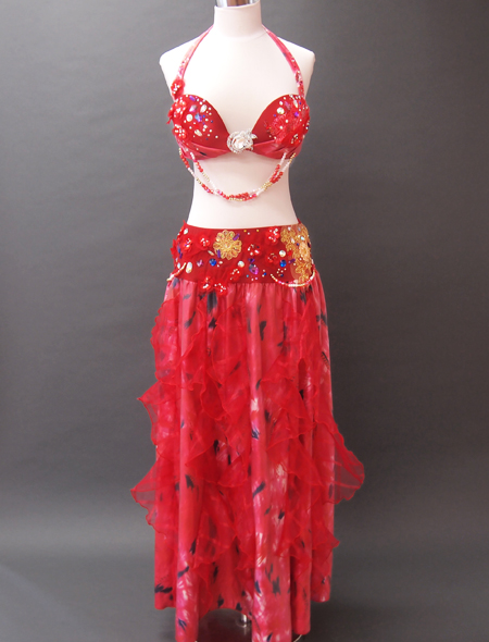 赤い華やかなオリエンタル・コスチューム！赤い衣装／レッド・ベリー