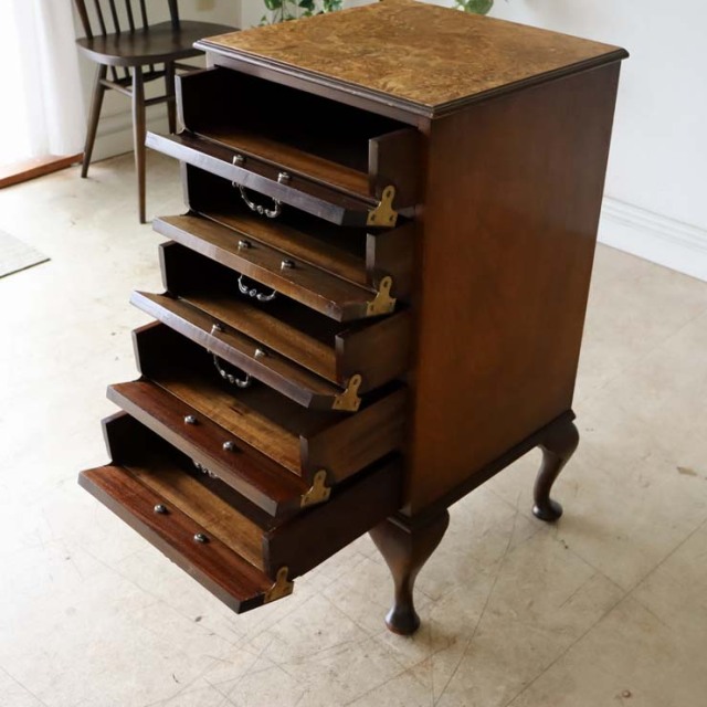 英国アンティークレコードキャビネット【ウォールナット】 商品番号