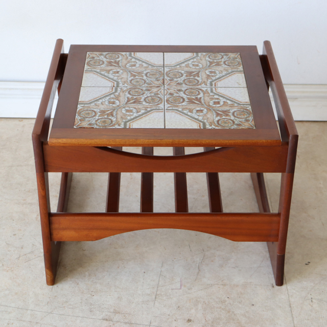 ノスタルジーを感じる、レトロなタイル模様が自慢。イギリス製