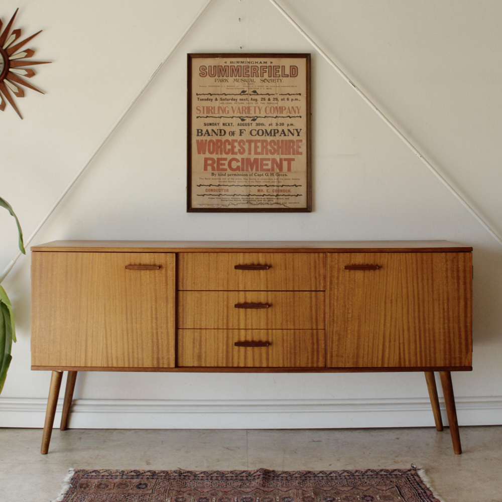 イギリス製ビンテージ【チーク】サイドボード・テレビボード