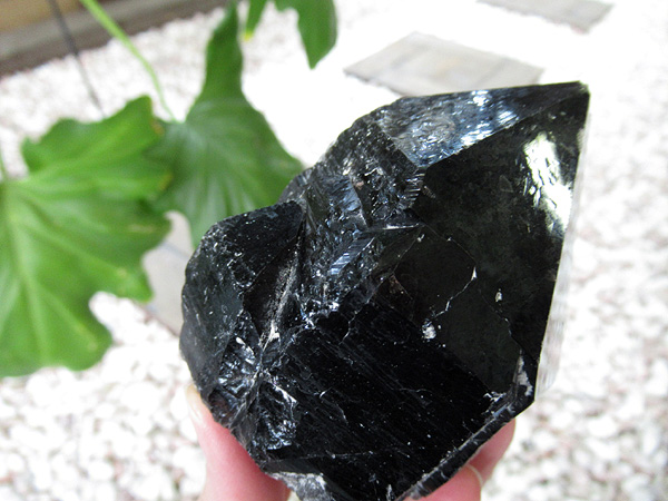 モリオン原石の通販/高品質天然黒水晶販売 | 天然石専門店【鬮石