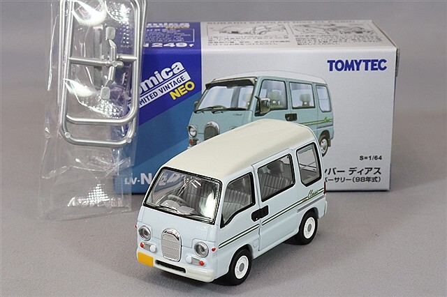 トミカリミテッドヴィンテージ NEO 1/64 スバル サンバー ディアス