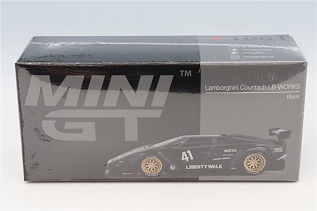 TSM ミニGT 1/64 ランボルギーニ カウンタック LB-WORKS ブラック (左