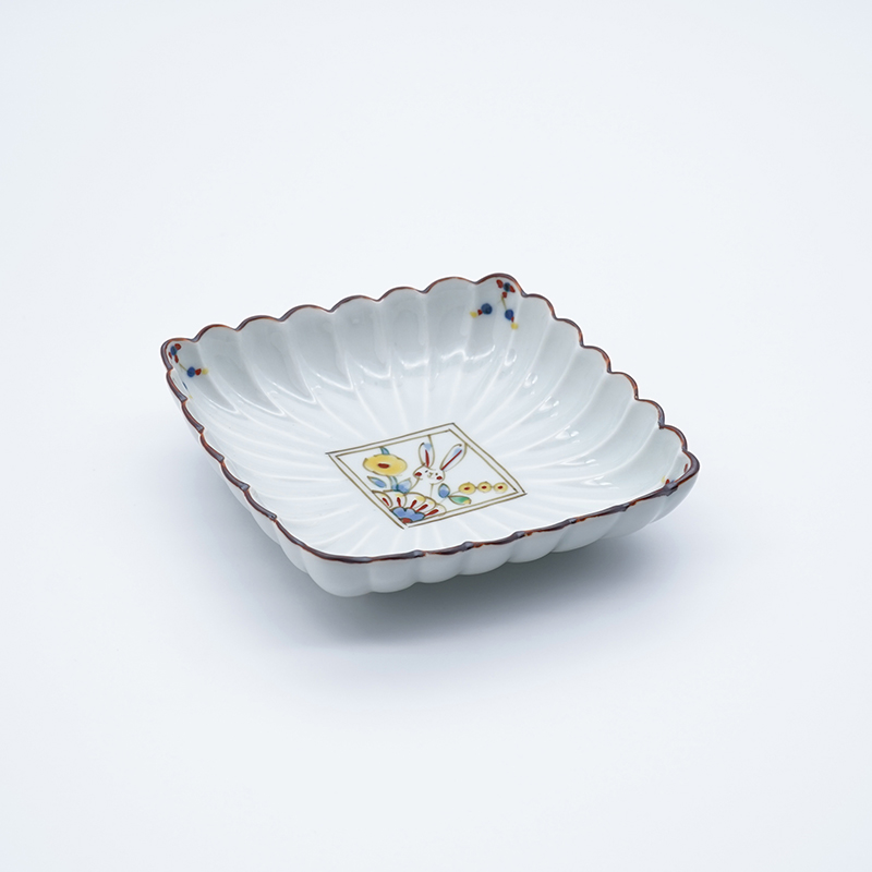 うさぎの小路(濃白)菊割菱小皿｜空萌工房(そらもえこうぼう)｜田口紀美子