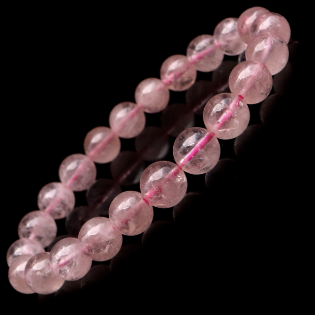 モルガナイト | ピンクアクアマリンとも呼ばれるベリル