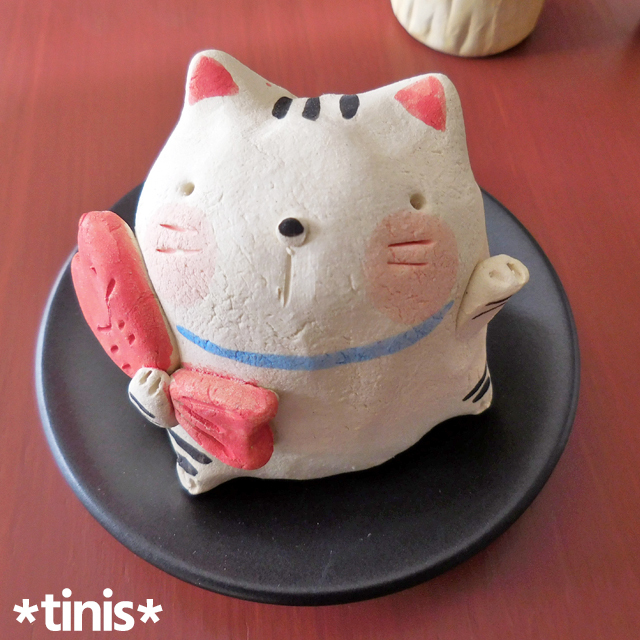赤鯛猫 香炉 招き猫 縁起物 置物 陶器製 Lucky Cat Maneki Neko