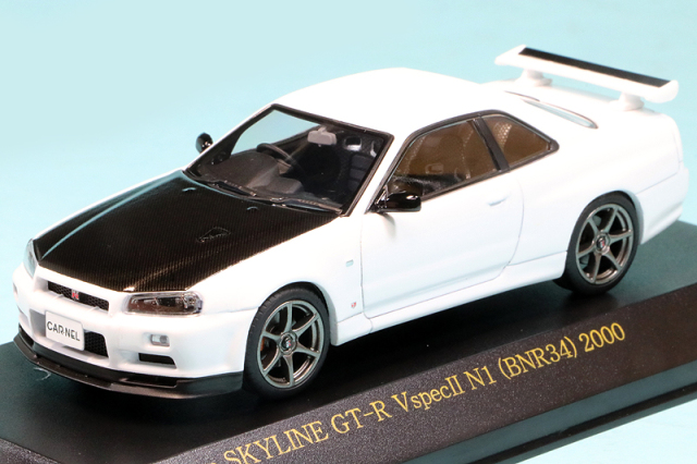 イグニッションモデル 1/18 ニッサン スカイライン 2000 GT-R KPGC10