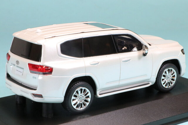 京商 1/43 トヨタ ランドクルーザー 300 ZX ホワイト KSR43119W