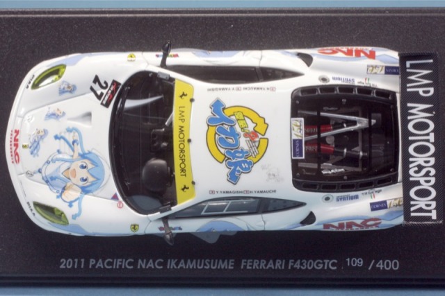 LMPモータースポーツ特注ルックスマート 1/43 侵略! イカ娘 フェラーリ