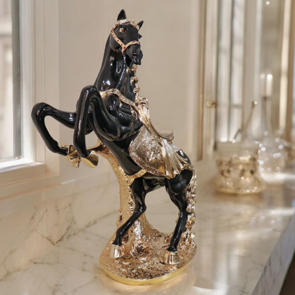 風水・開運インテリア・跳ね馬の置物（立ち馬） Mサイズ （ブラック