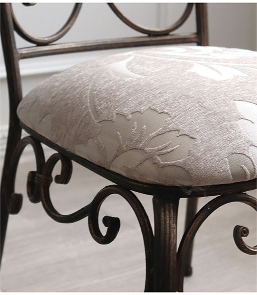 アイアン製 アンティーク調 ダイニングチェア 椅子 イス おしゃれ 輸入